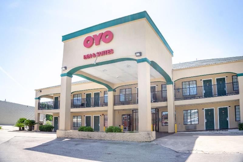 OYO Inn & Suites image