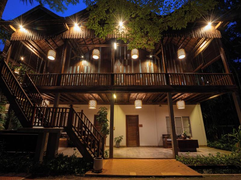 Isann Lodge image