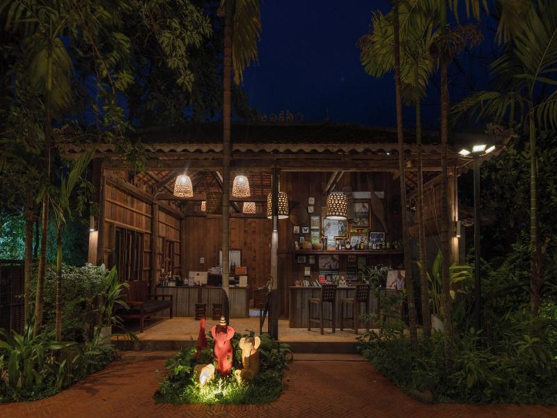 Isann Lodge image