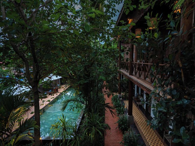 Isann Lodge image