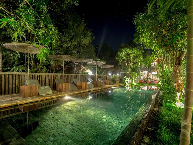 Isann Lodge image