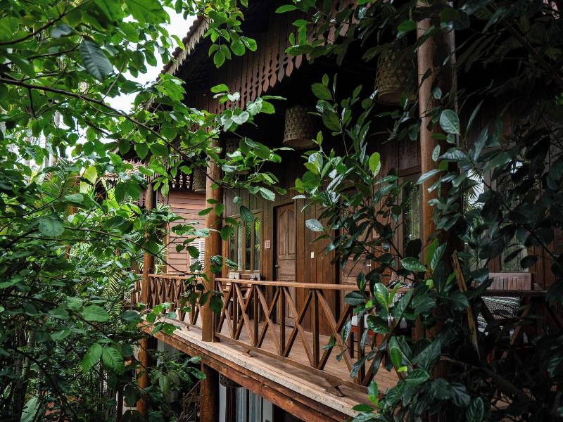 Isann Lodge image