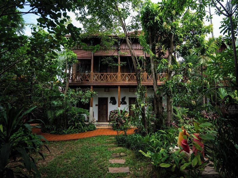 Isann Lodge image