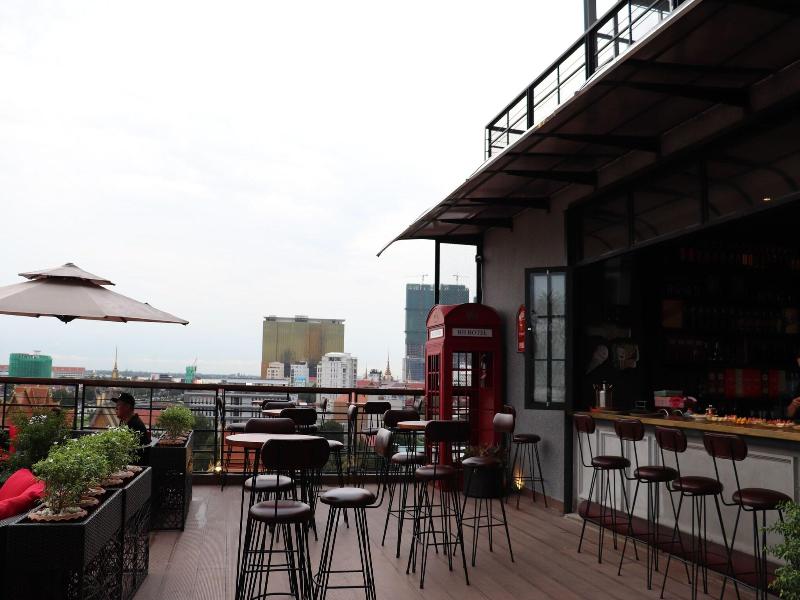 HH Hotel & Sky Bar image