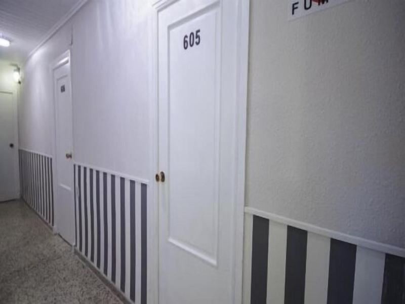 Hostal On Dormire image