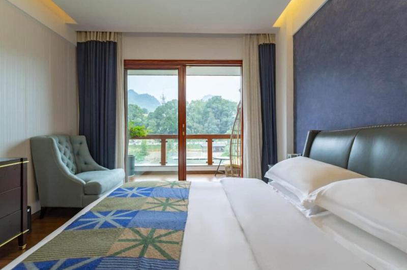 Z-up Boutique Hotel