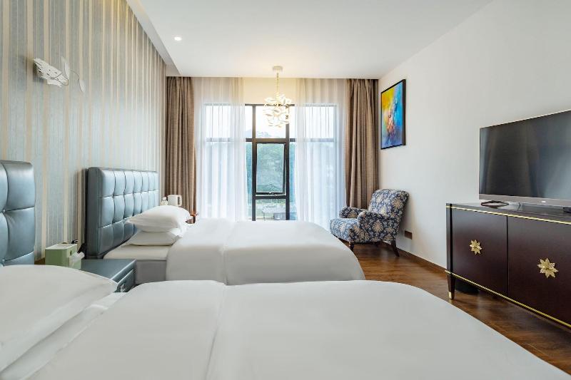 Z-up Boutique Hotel image