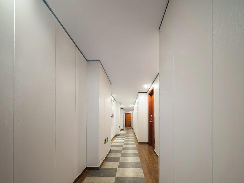 Z-up Boutique Hotel image