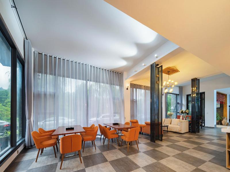 Z-up Boutique Hotel image