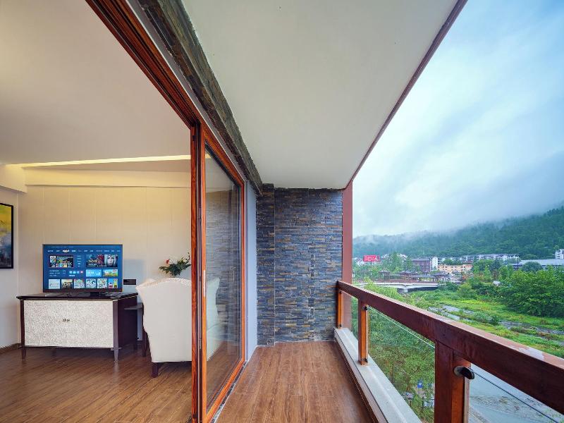 Z-up Boutique Hotel image