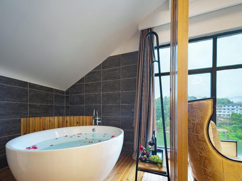 Z-up Boutique Hotel image
