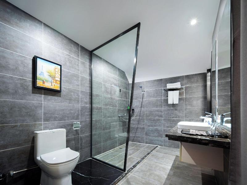 Z-up Boutique Hotel image
