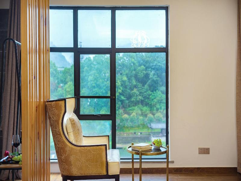 Z-up Boutique Hotel image