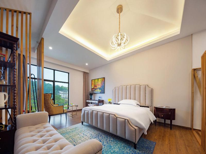 Z-up Boutique Hotel image
