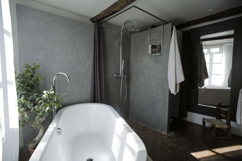 La Maison Aux Bonsaïs image