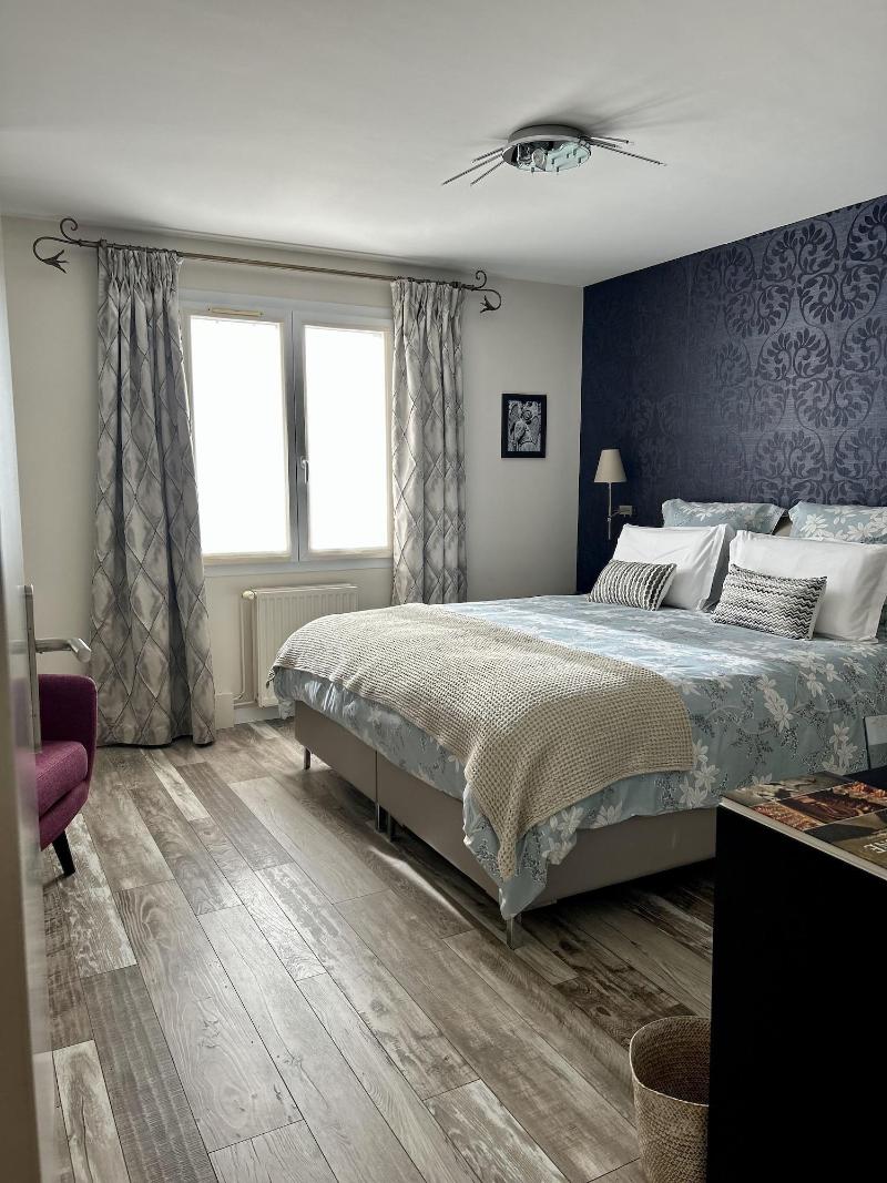 Les Suites Champenoises image