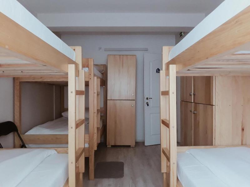 Bloom Inn image