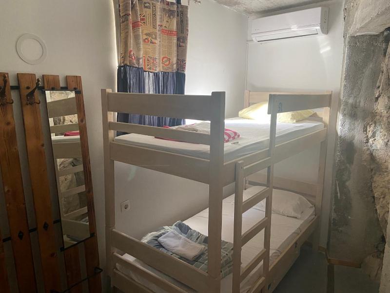 Hostel Omiš image