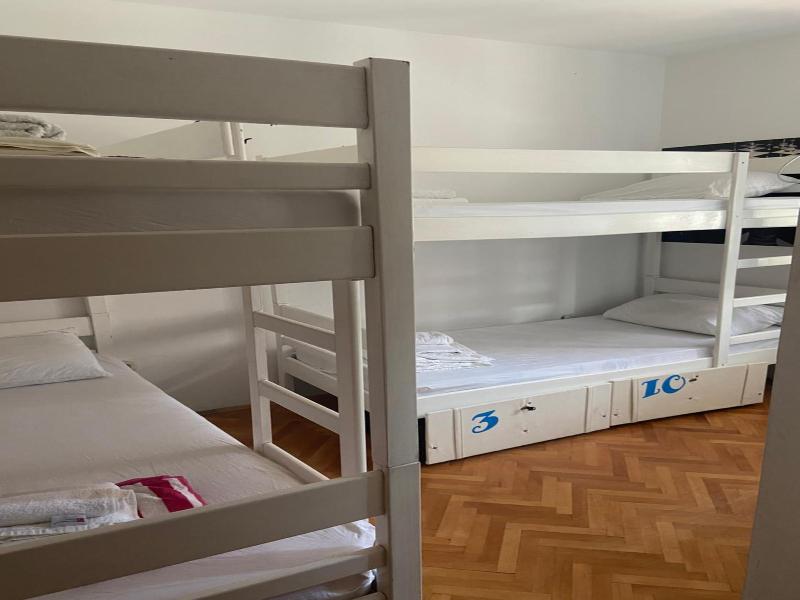 Hostel Omiš image