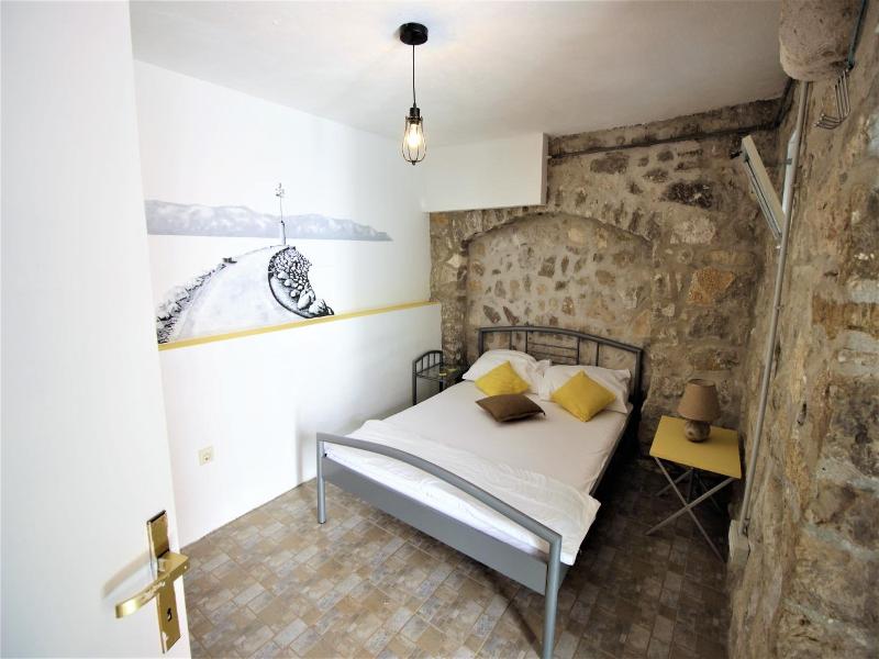Hostel Omiš image