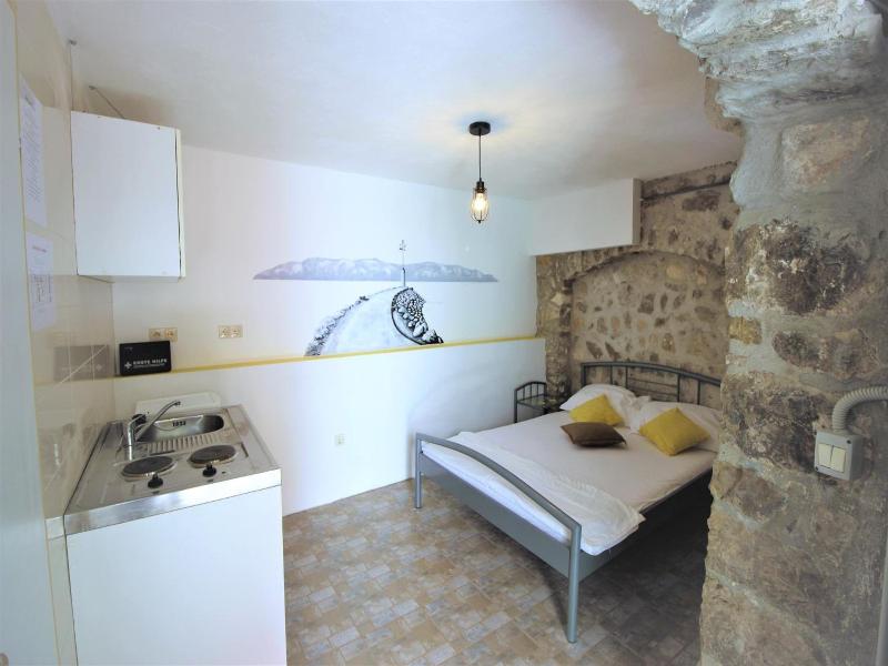 Hostel Omiš image