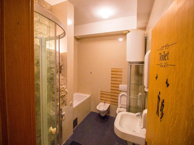Hostel Omiš image