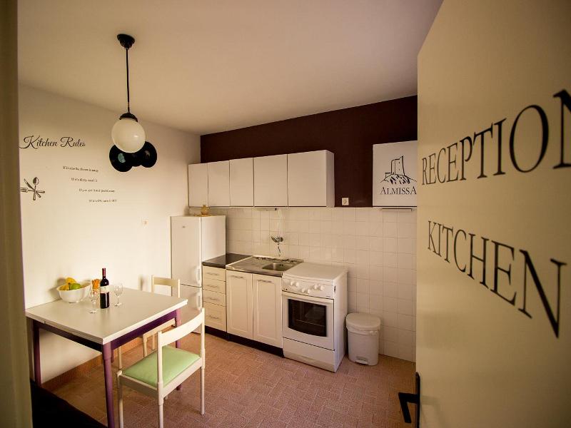 Hostel Omiš image