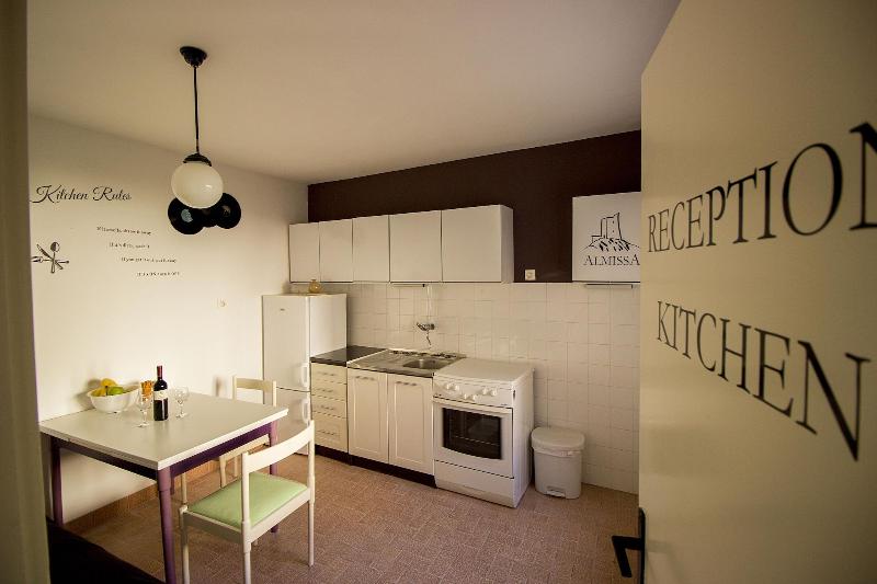 Hostel Omiš image
