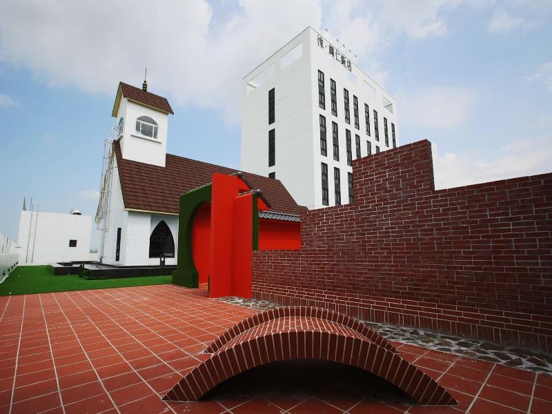 Lai Hotel image