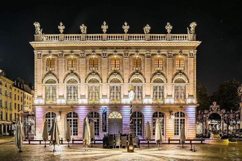 Au Coeur De Nancy Bnb image