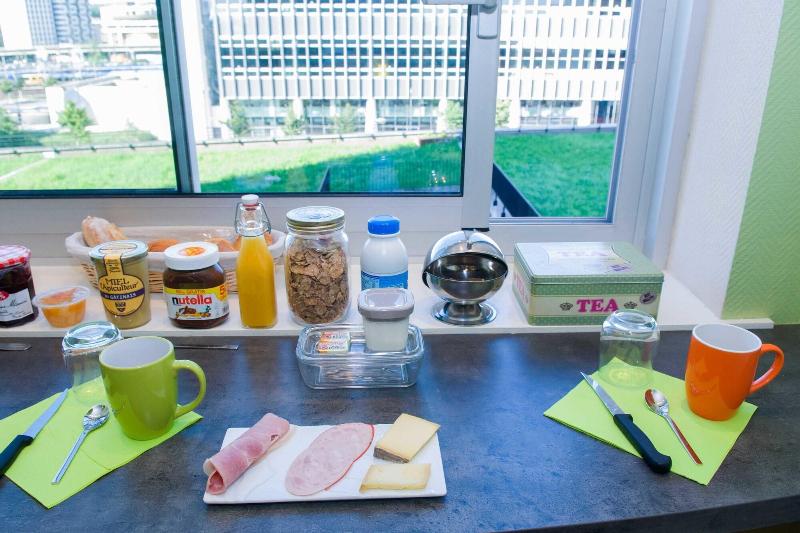 Au Coeur De Nancy Bnb image