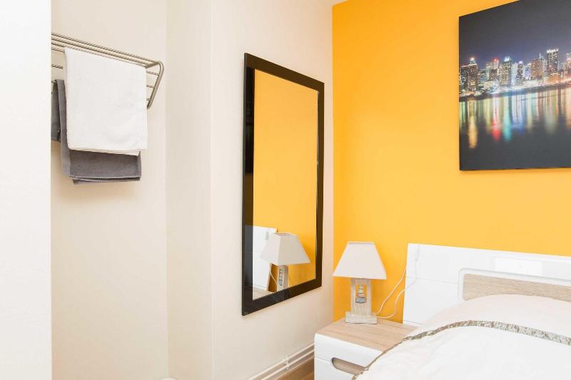 Au Coeur De Nancy Bnb image