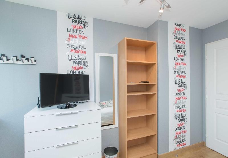 Au Coeur De Nancy Bnb image