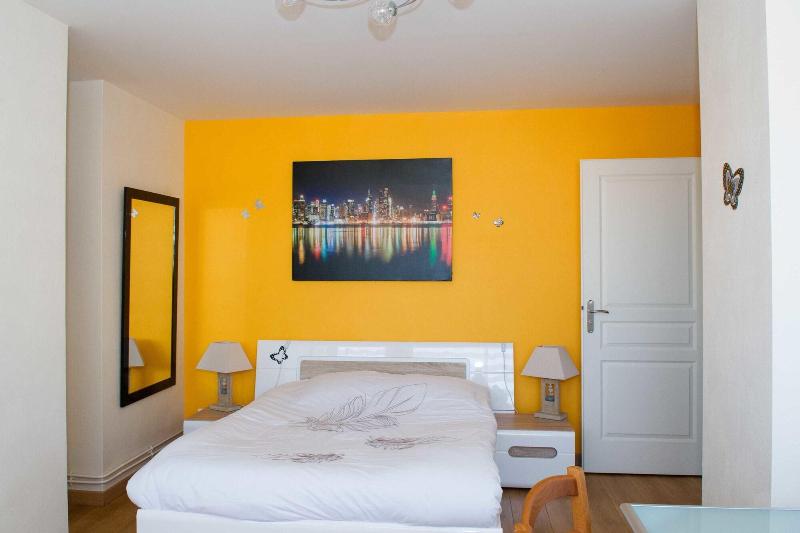 Au Coeur De Nancy Bnb image