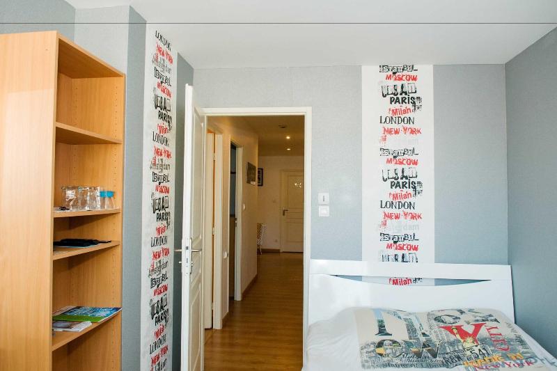 Au Coeur De Nancy Bnb image