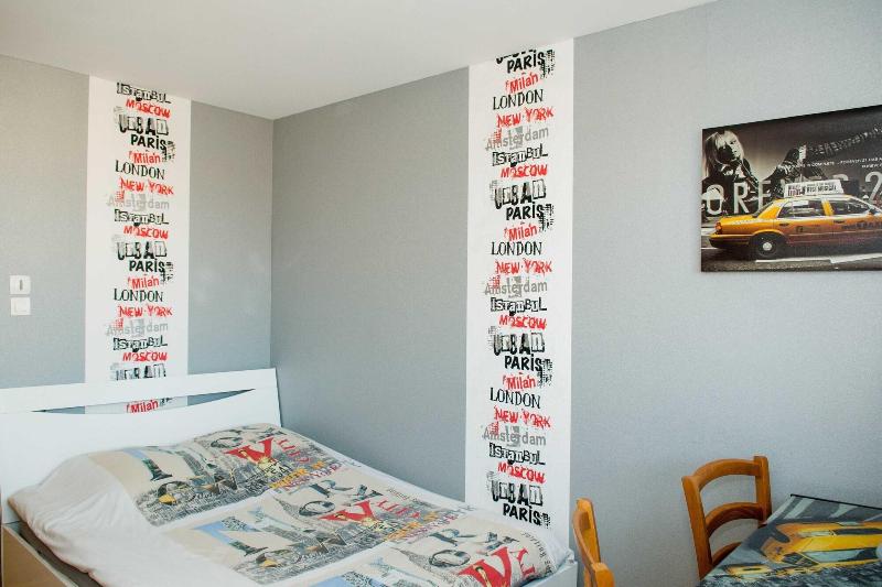 Au Coeur De Nancy Bnb image