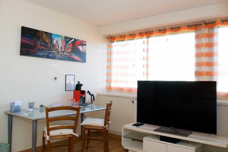 Au Coeur De Nancy Bnb image