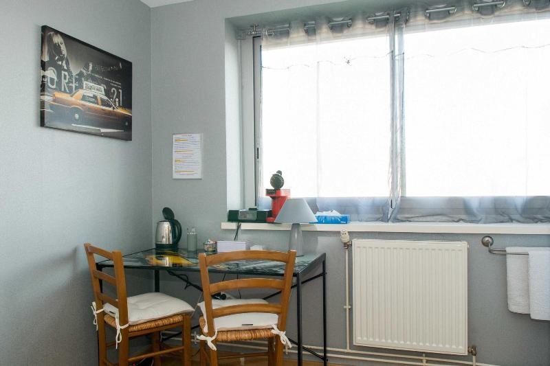 Au Coeur De Nancy Bnb image