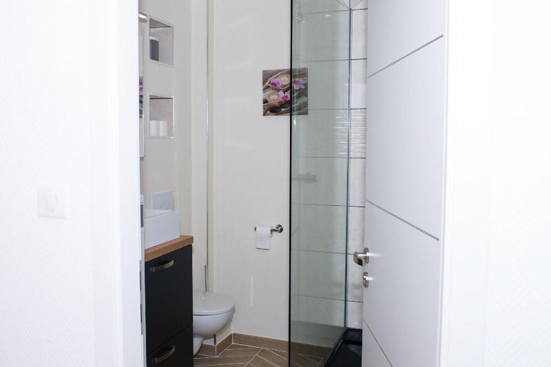 Au Coeur De Nancy Bnb image