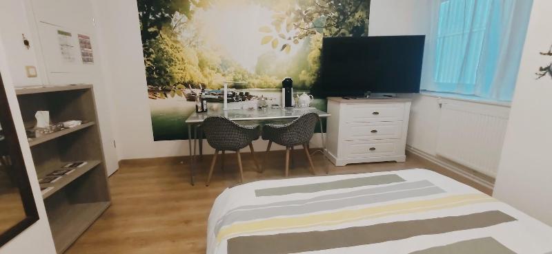 Au Coeur De Nancy Bnb image