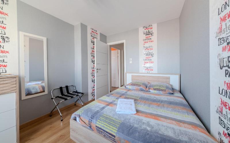 Au Coeur De Nancy Bnb image