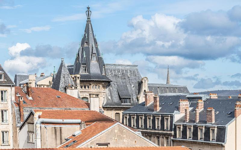 Au Coeur De Nancy Bnb image