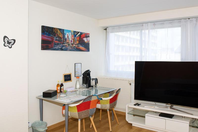 Au Coeur De Nancy Bnb image