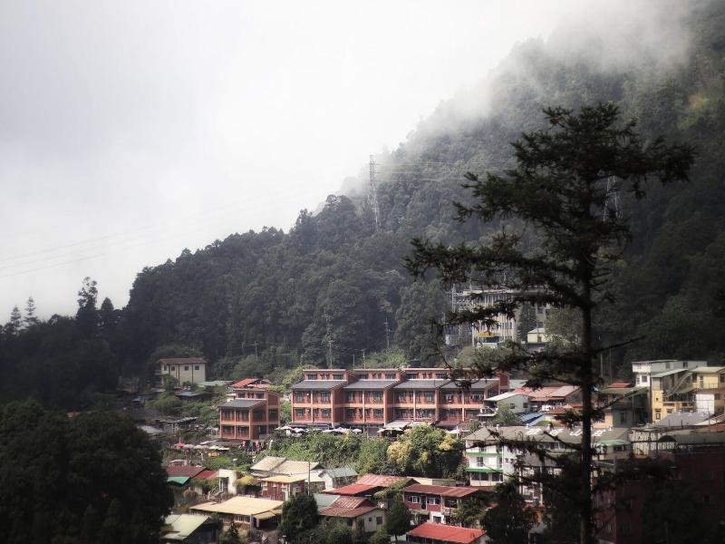 Fenchihu Hotel image