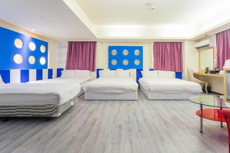 New Rise Hotel
