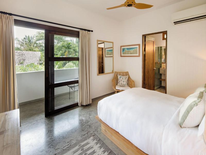 The Nomadic Hotel image