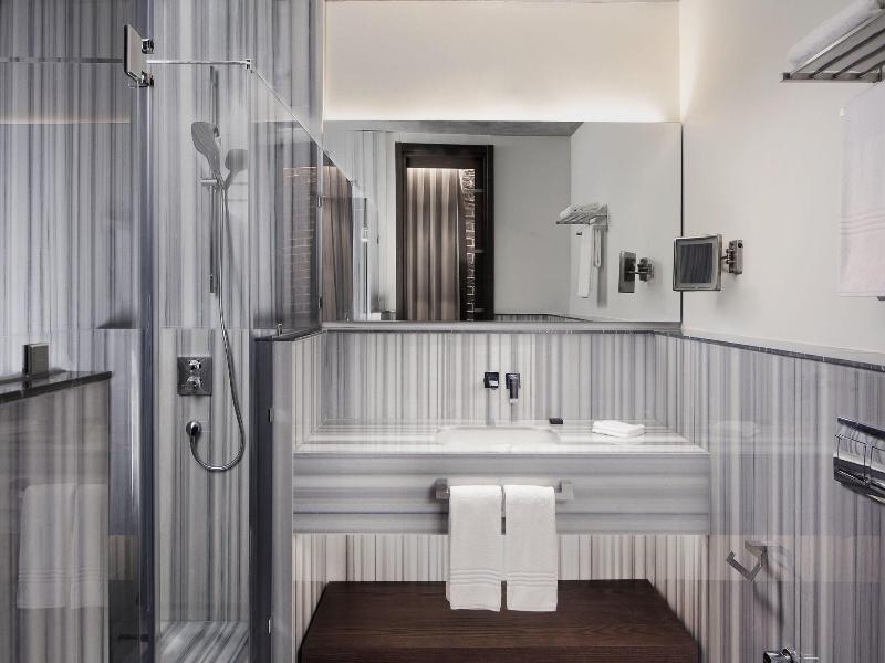 Hotel Decamondo image