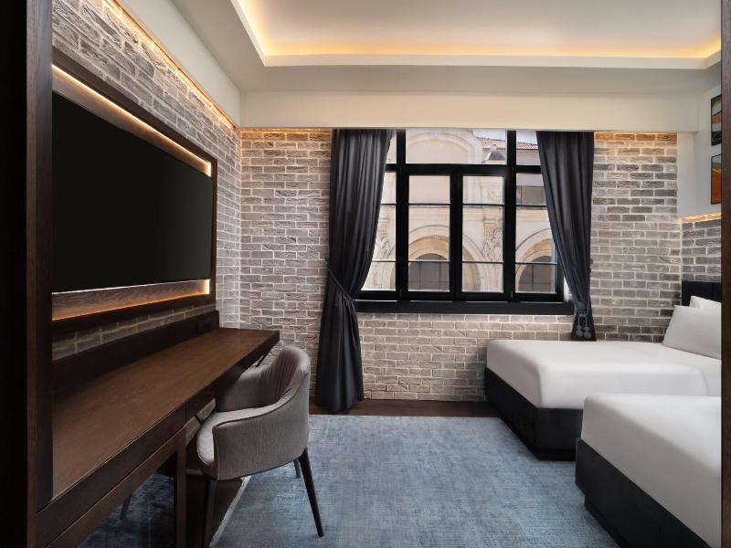 Hotel Decamondo image