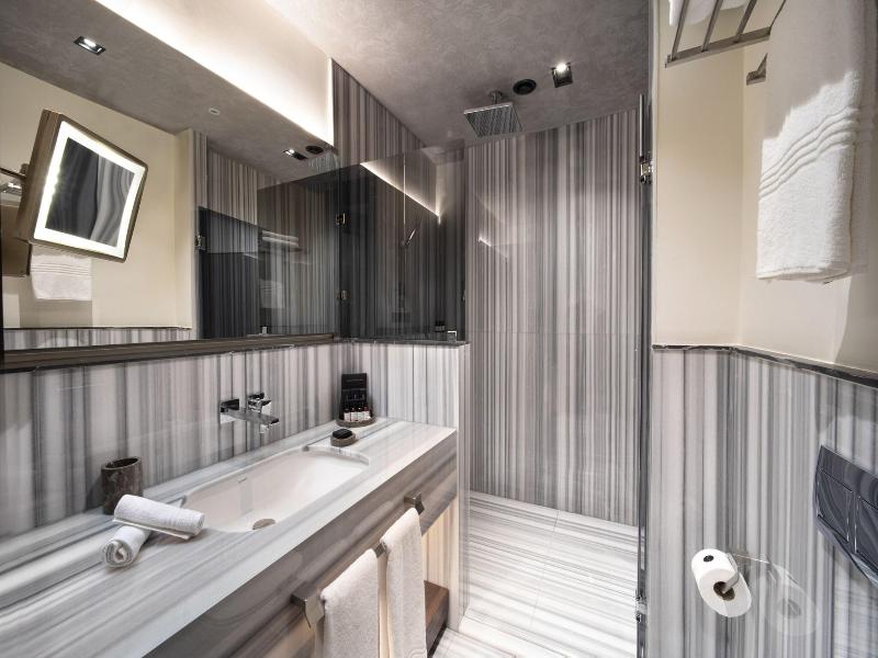 Hotel Decamondo image