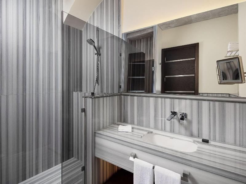 Hotel Decamondo image